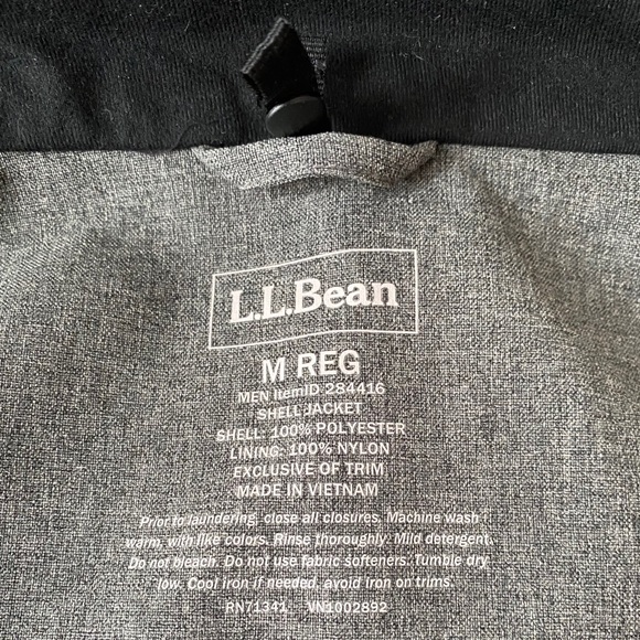 Men's L.L Bean Waterproof Jacket - Picture 9 of 13